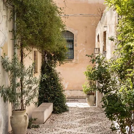 Apartment House&villas - Casetta Santa Caterina
