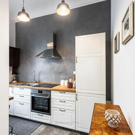 Apartment House&villas - Casetta Santa Caterina